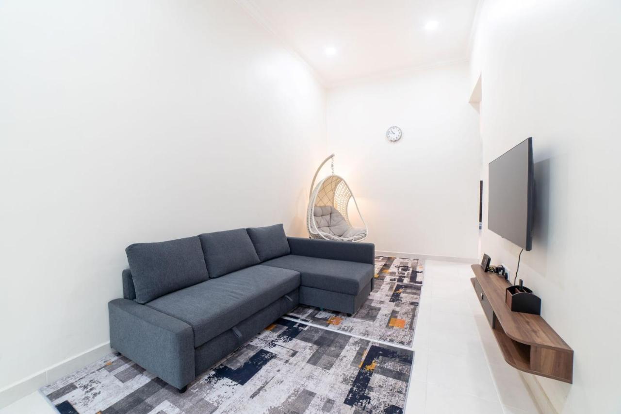 Hilmera Guesthouse Kuantan Kültér fotó